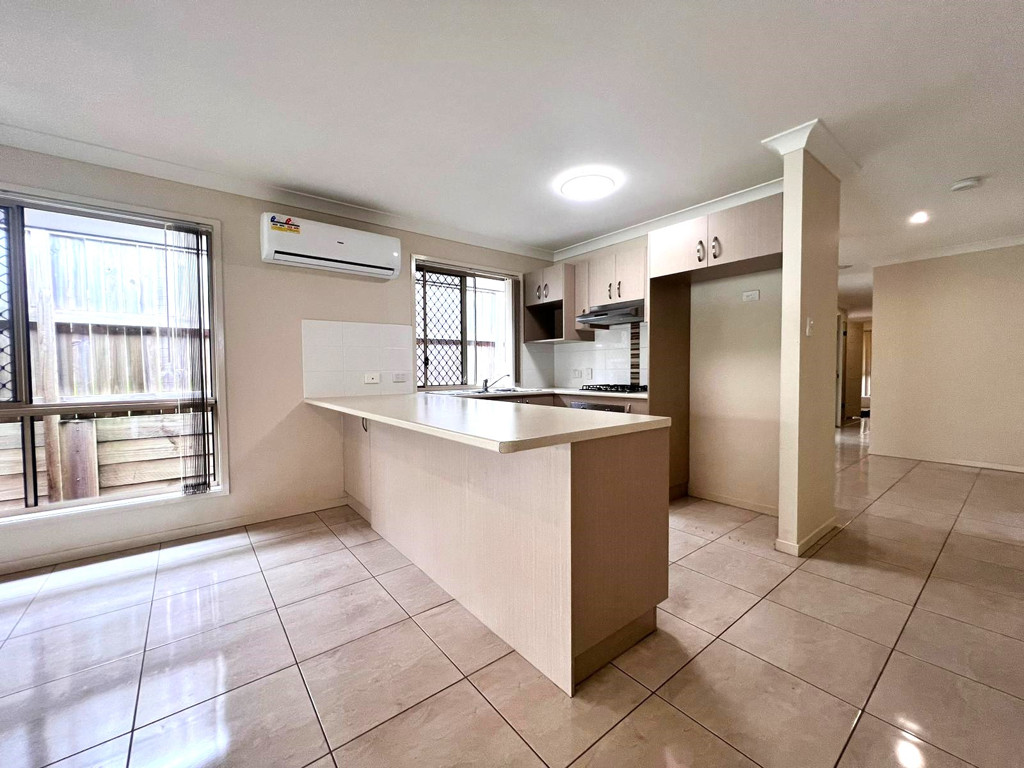 109 Girraween Drive, Springfield Lakes QLD