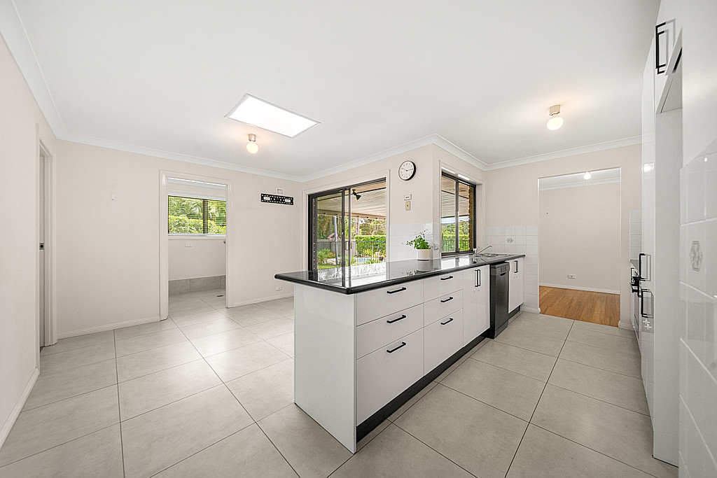 10 Hailar Street, Shailer Park QLD photograph