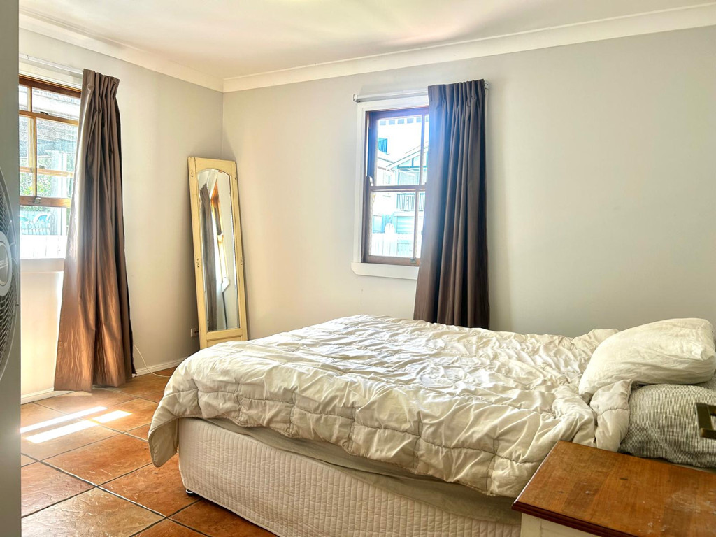 21 Salstone Street, Kangaroo Point QLD photograph