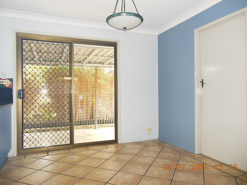 22 Whitfield Street, Springwood QLD photograph