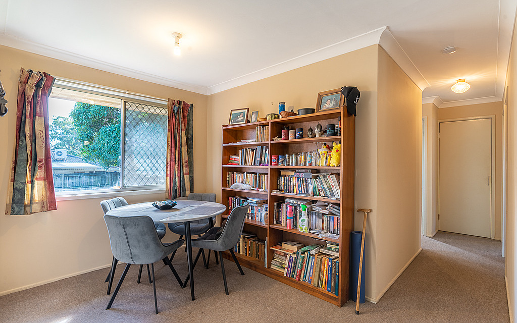 34 Murrajong Road, Springwood QLD photograph