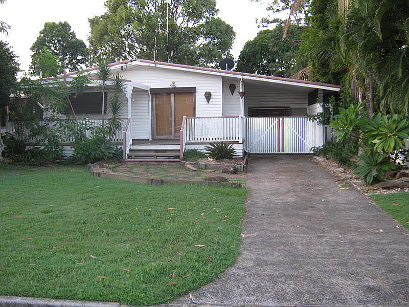 47 Victor Avenue, Paradise Point QLD