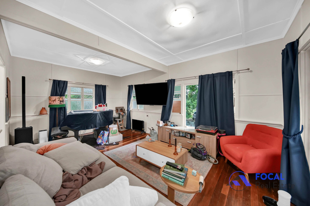 100 Acacia Drive, Ashgrove QLD photograph