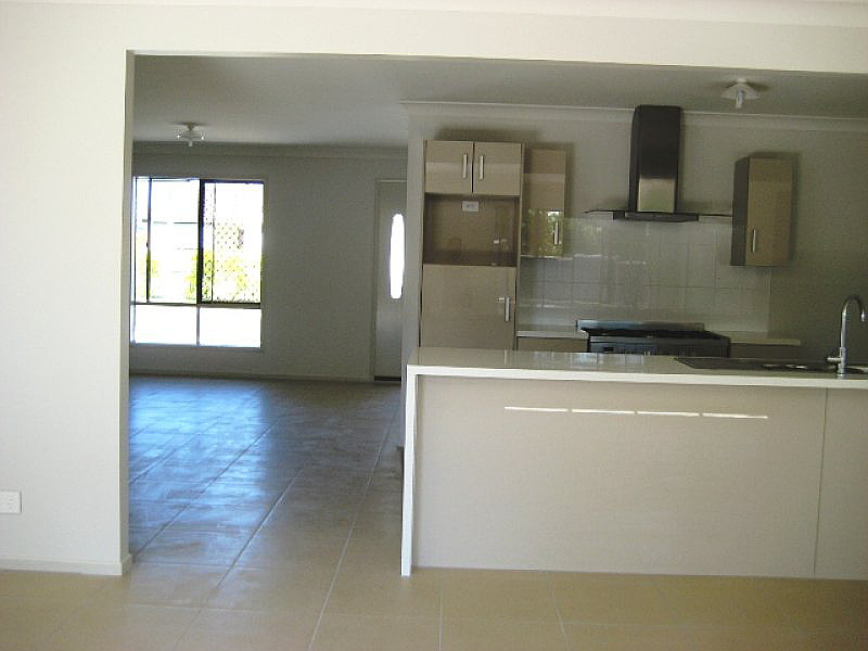 1A Schodel Street, Woodridge QLD photograph