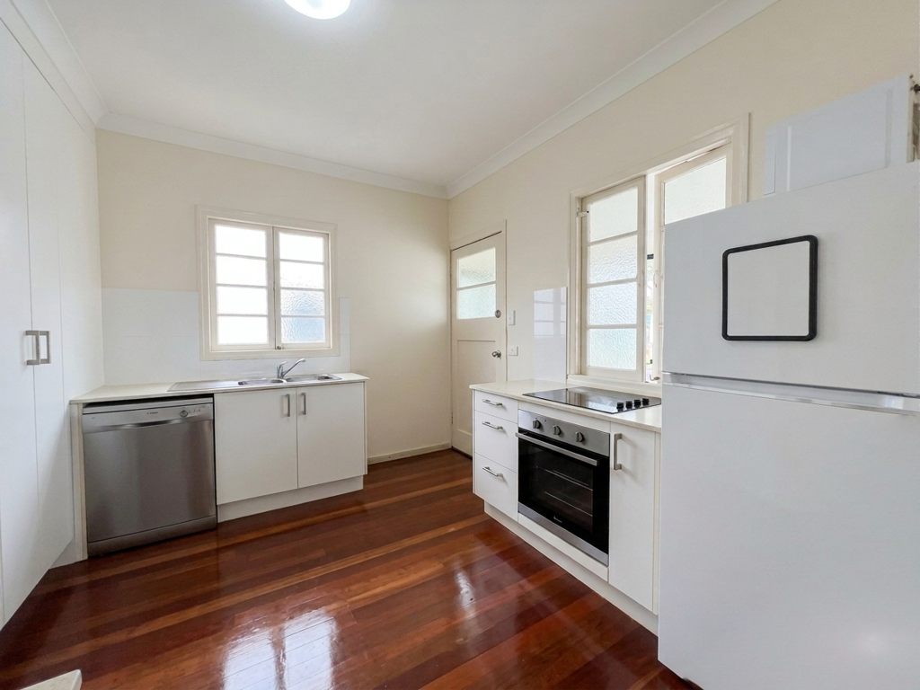 39 Plimsoll Street, Greenslopes QLD photograph