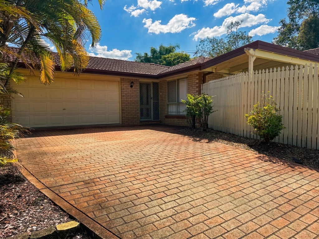 2 FARR JONES COURT, Daisy Hill QLD photograph