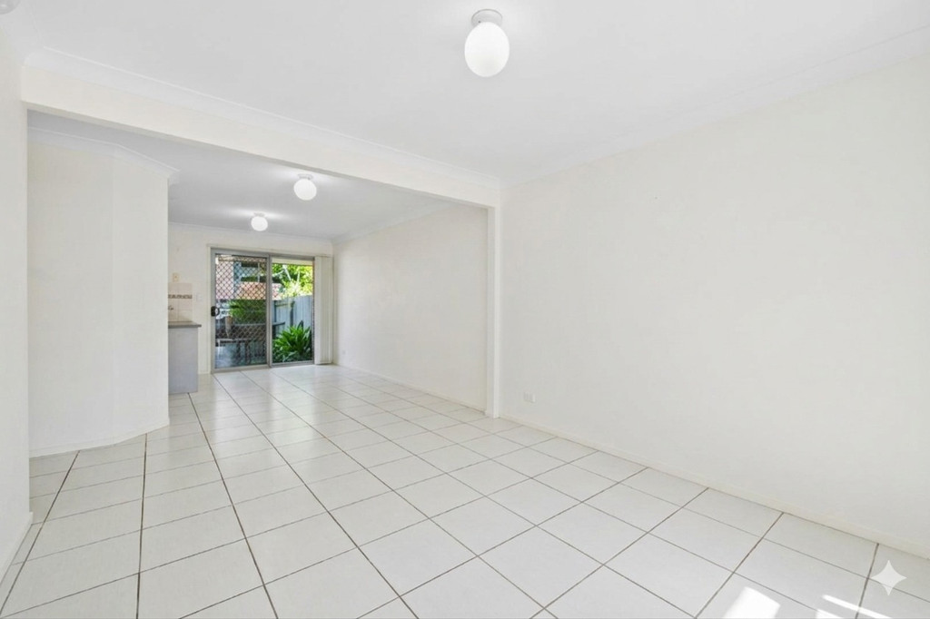 43/2 Rory Court, Calamvale QLD photograph