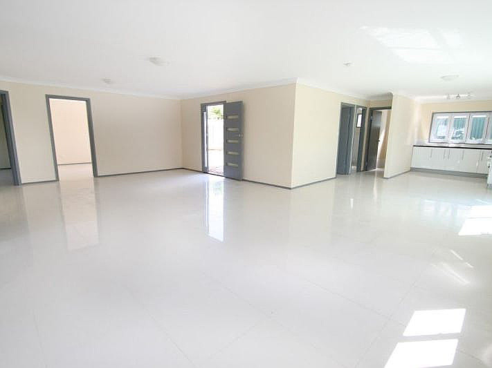 122A Thorn, Ipswich QLD photograph