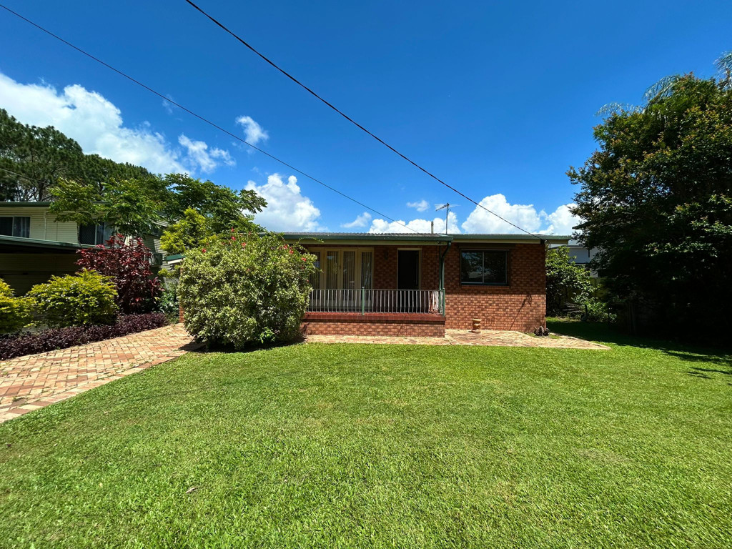 181 Kianawah Road, Wynnum West QLD