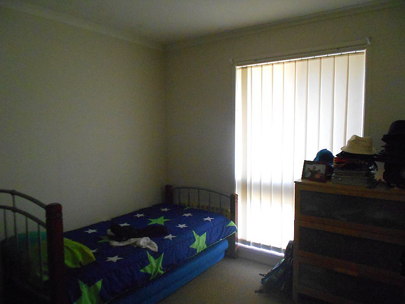 4 Edgehill Crescent, Springwood QLD photograph