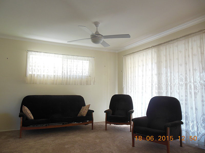 18 Douglas Street, Loganlea QLD photograph