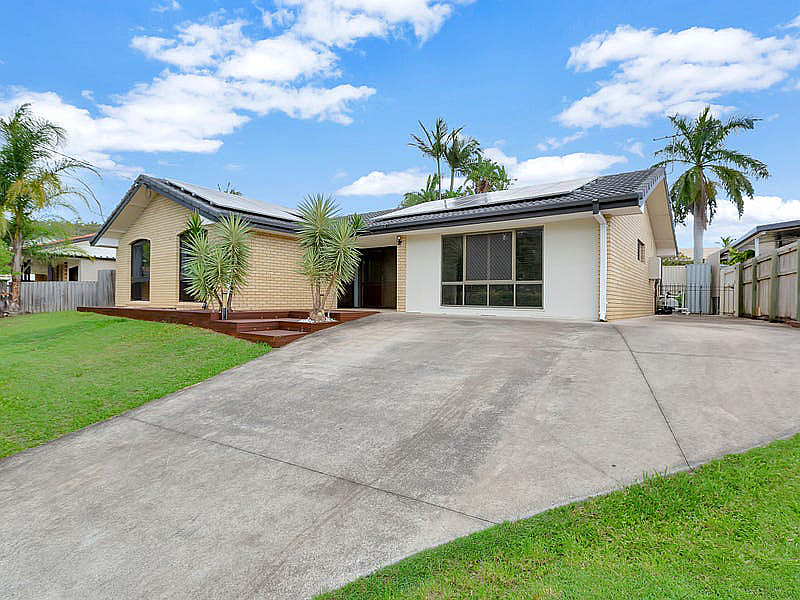 66 Jardine Drive, Springwood QLD photograph