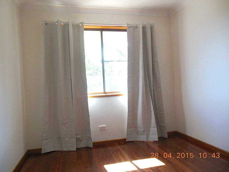 12 Cinderella Drive, Springwood QLD photograph