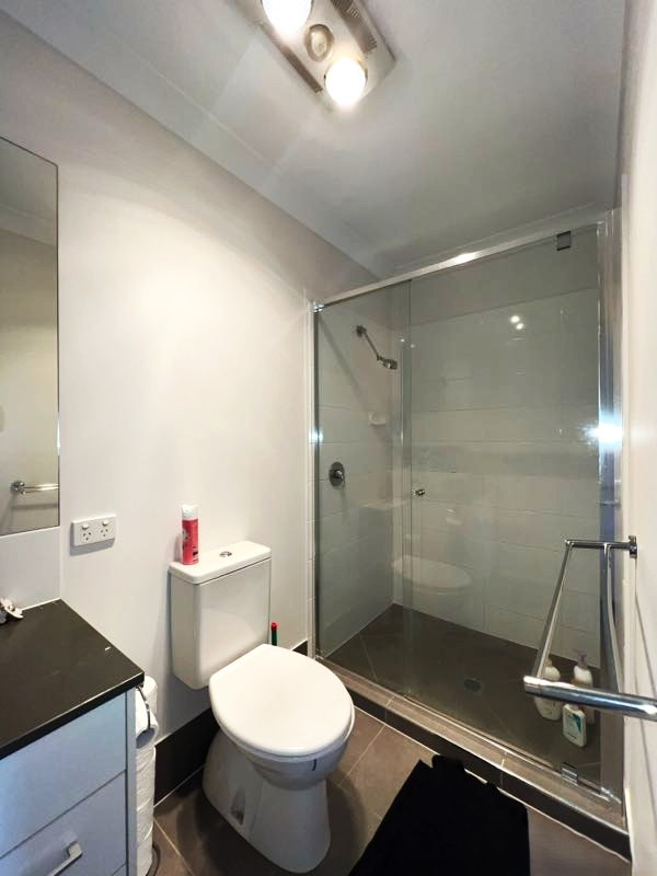2/3 Lynette Street, Kallangur QLD photograph