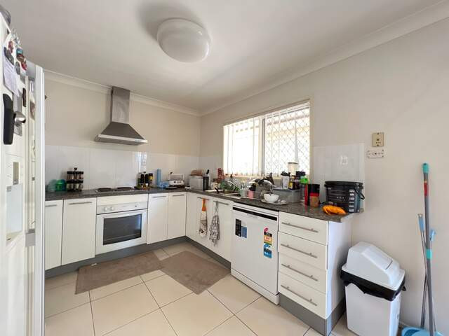 14 Sylvia Street, Underwood QLD photograph