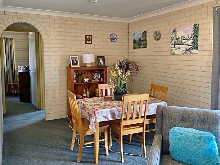 4/335 Kingston Road, Logan Central QLD photograph