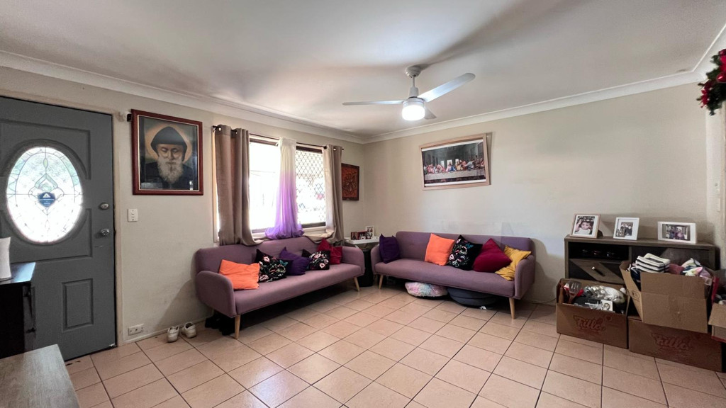 6 Meranti Street, Crestmead QLD photograph