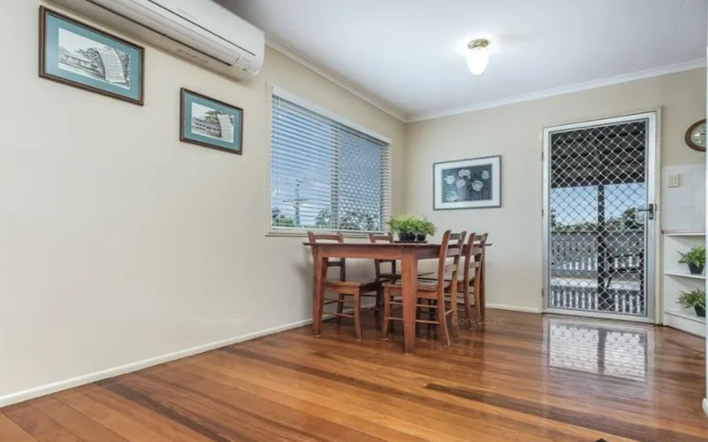 11 Cobbity Crescent, Arana Hills QLD photograph