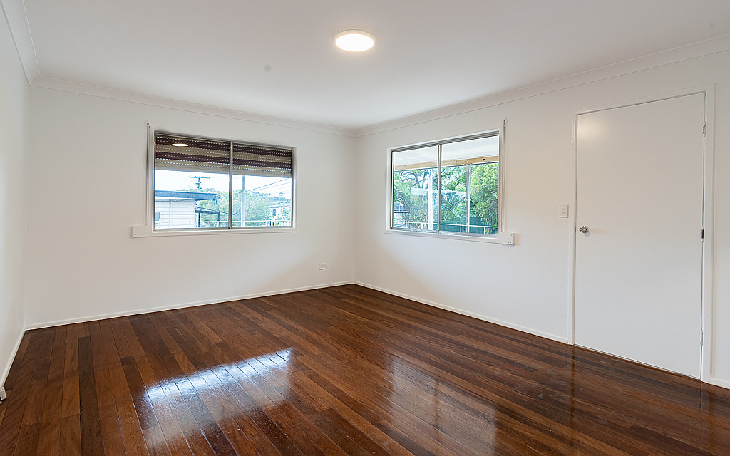 15 Kurrajong Street, Woodridge QLD photograph