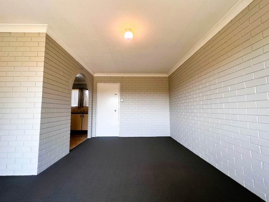 1/335 Kingston Road, Logan Central QLD photograph