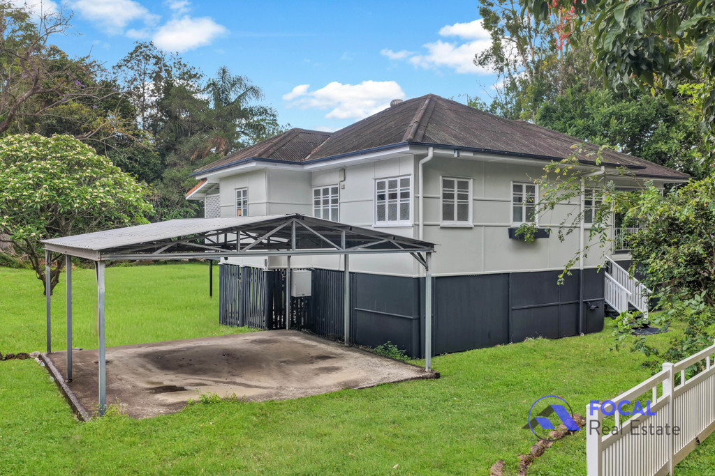 100 Acacia Drive, Ashgrove QLD photograph