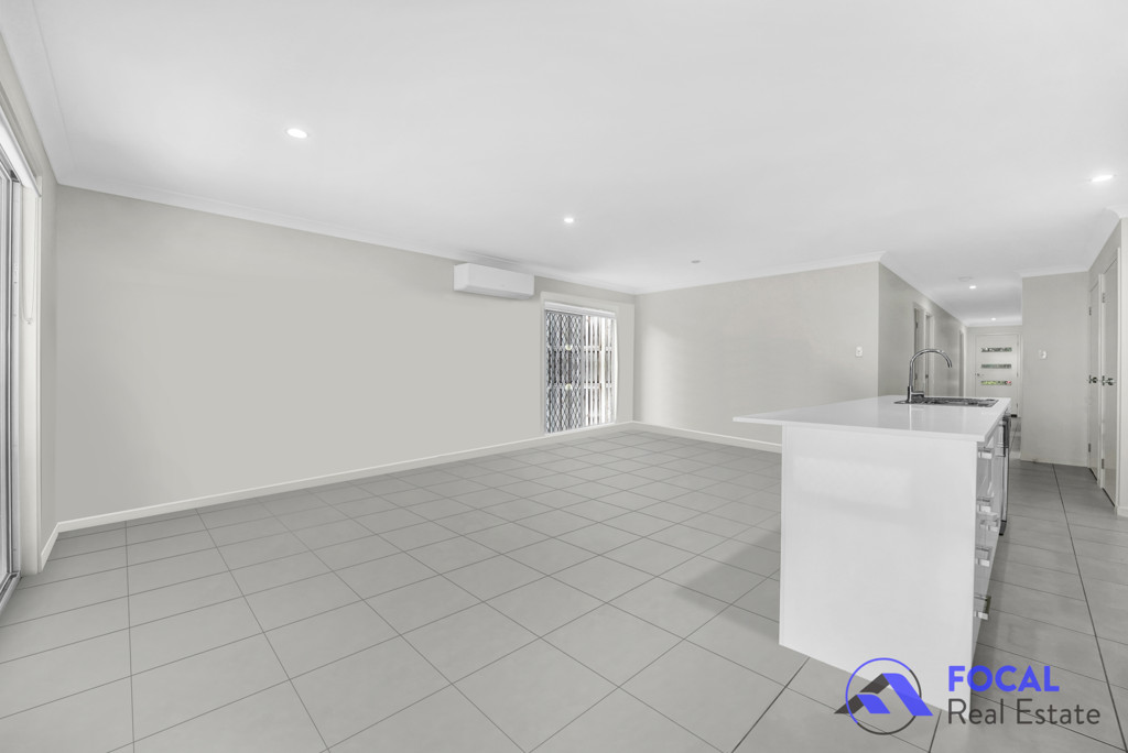 22 Folkes Close, Bellbird Park QLD photograph