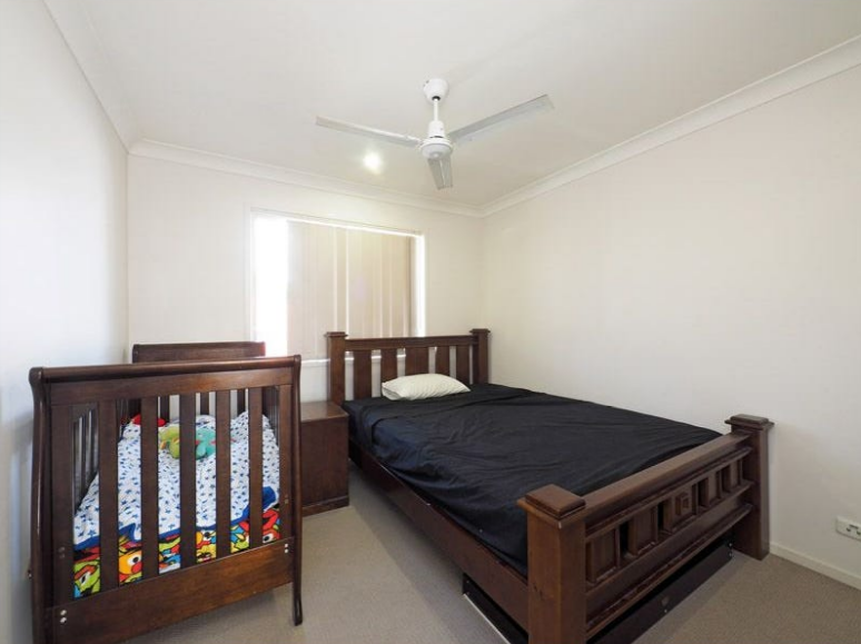 29 Outlook Drive, Waterford QLD photograph