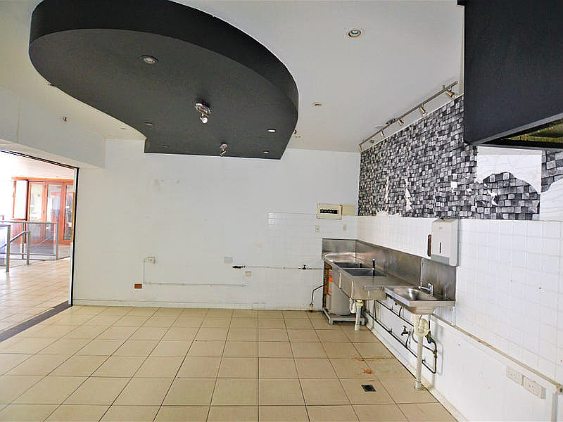 16/9 Tricket Street, Surfers Paradise QLD photograph