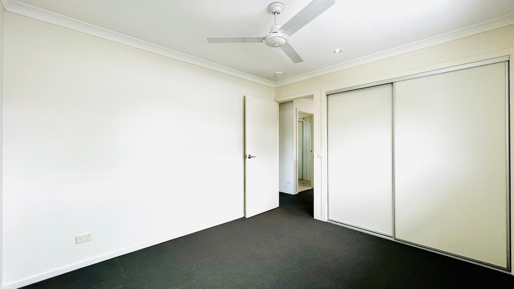 12A Commodore Street, Sunnybank Hills QLD photograph