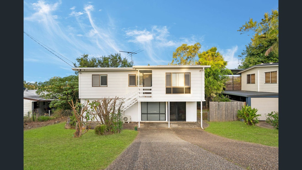 51 Yan Yean Street, Beenleigh QLD photograph