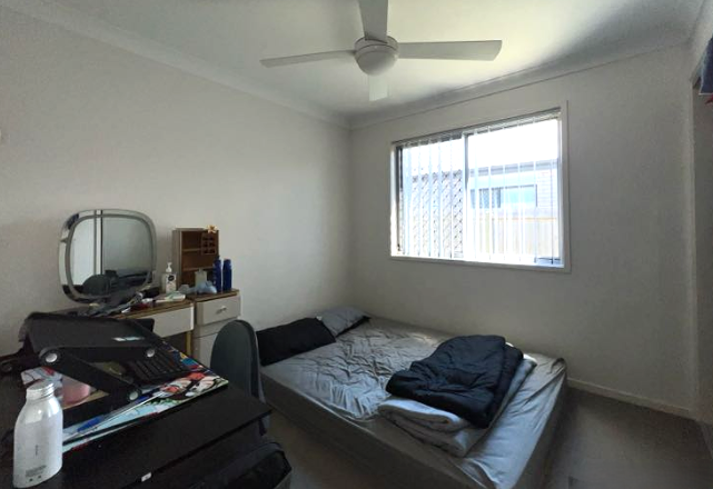 2/3 Lynette Street, Kallangur QLD photograph