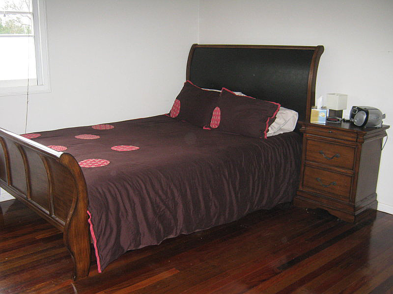 1155 Logan Road, Holland Park QLD photograph
