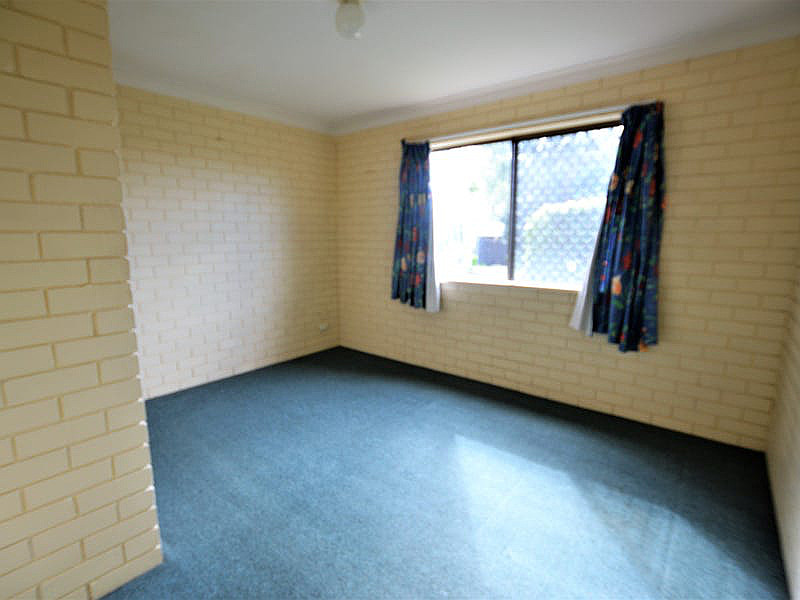 2/335 Kingston Road, Logan Central QLD photograph