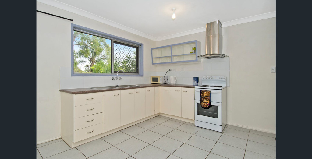 18 Meadow Crescent, Beenleigh QLD photograph