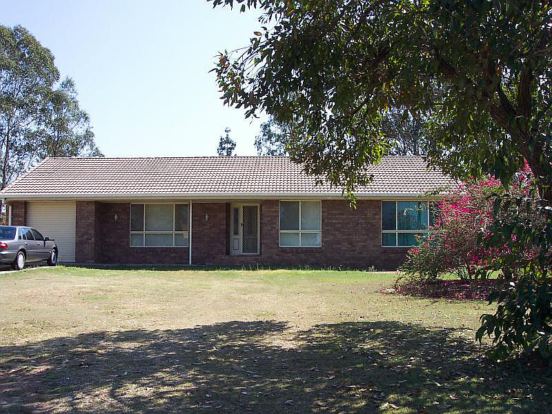6 Bompa, Waterford West QLD