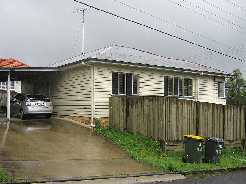 1155 Logan Road, Holland Park QLD