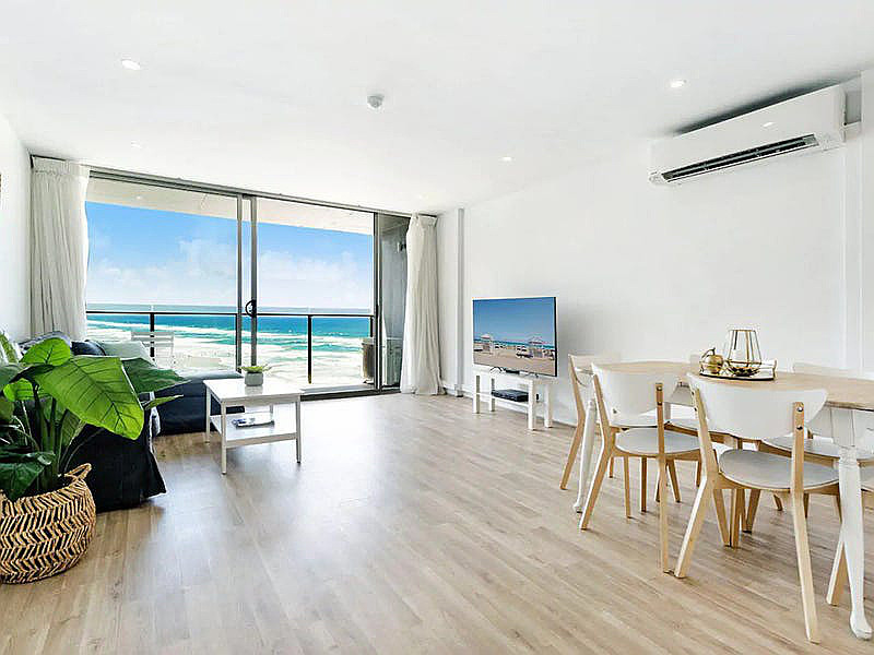 24/1 The Esplanade, Surfers Paradise QLD photograph