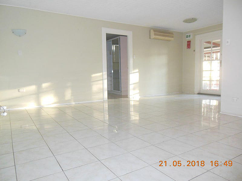 152 Ewing Road, Woodridge QLD photograph