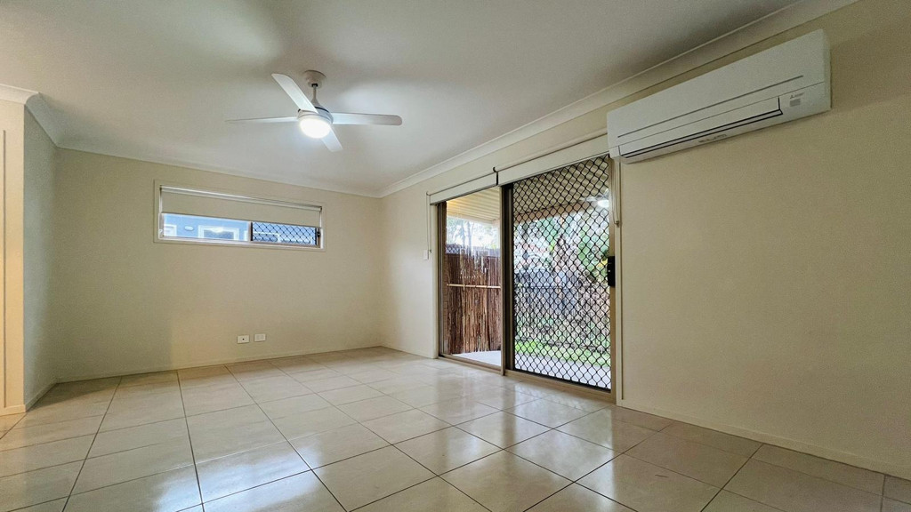 Unit A/54-56 Rosella Street, Loganlea QLD photograph