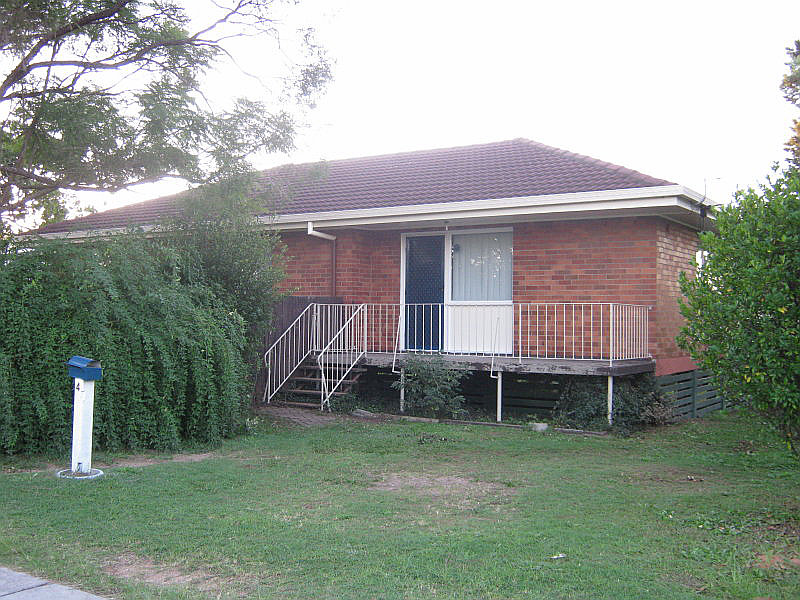 4 Karen Street, Woodridge QLD