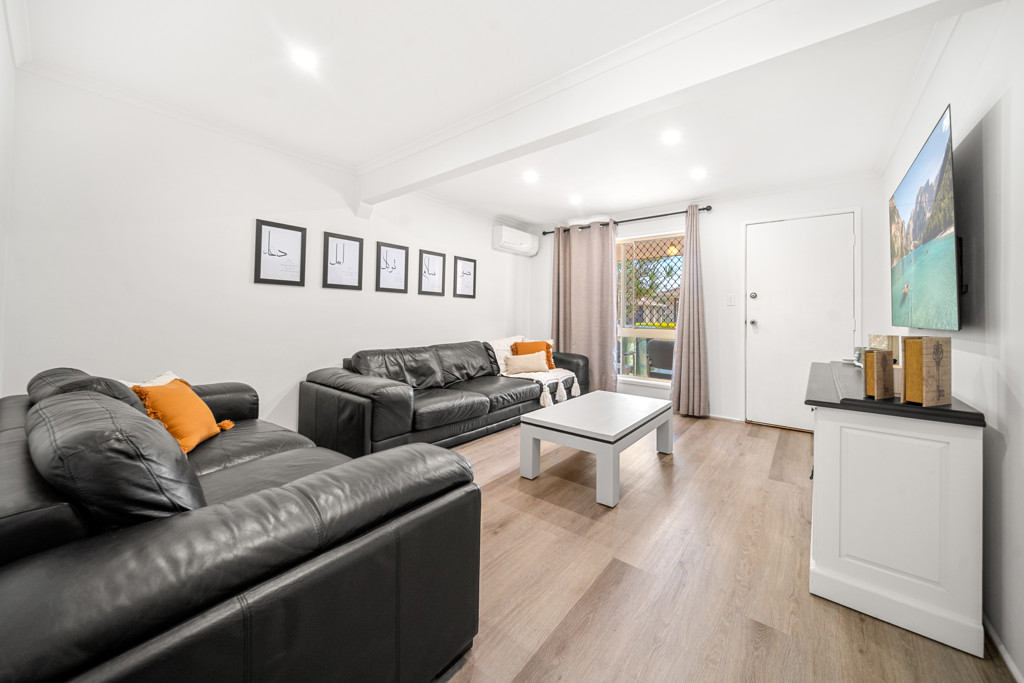 13/11 Damalis Street, Woodridge QLD photograph