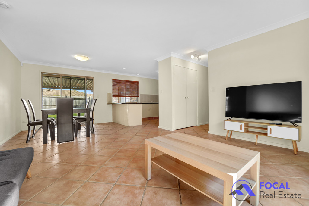 1/90 Edenlea Drive, Meadowbrook QLD photograph