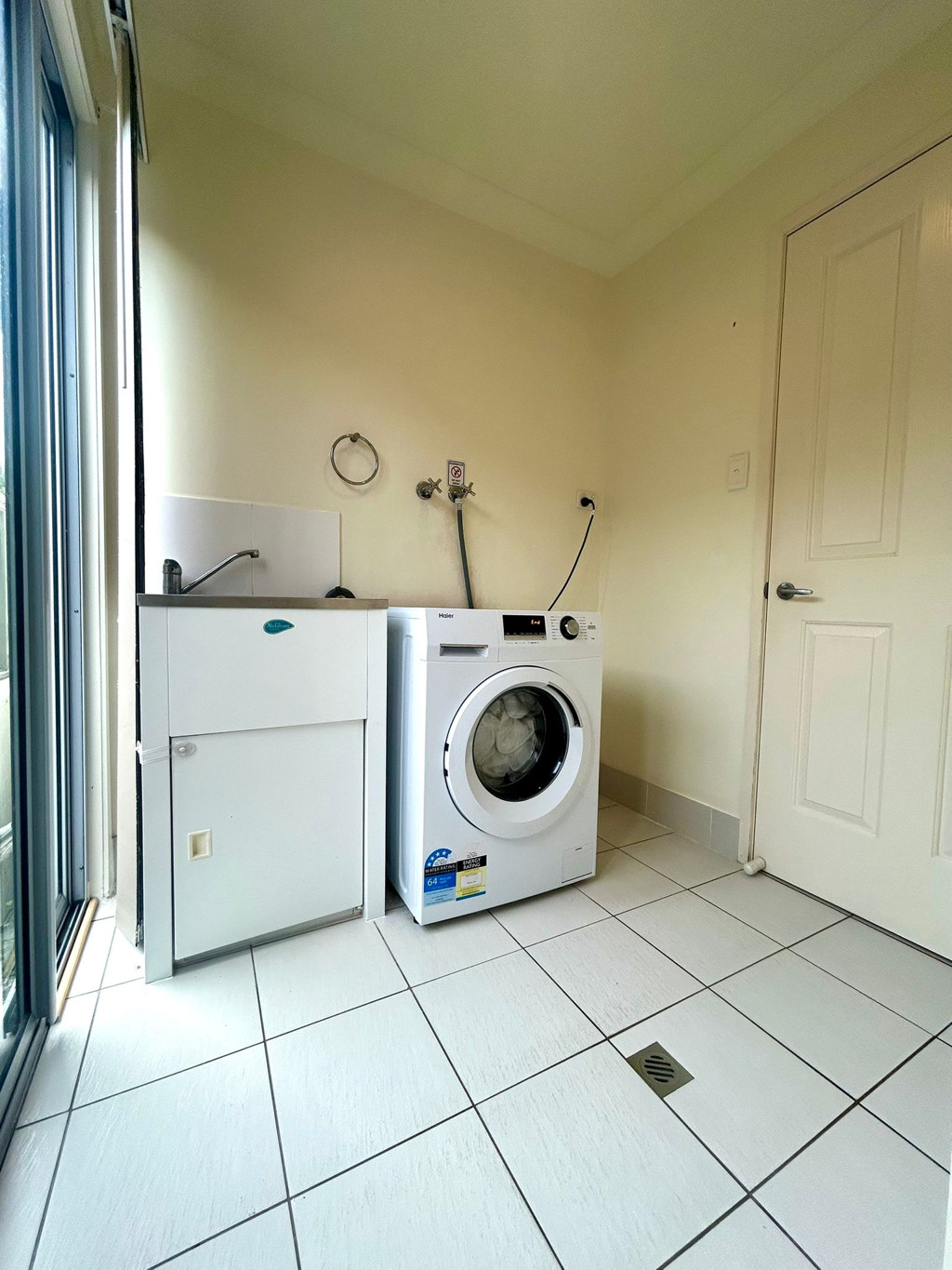 12A Karawatha Street, Springwood QLD photograph