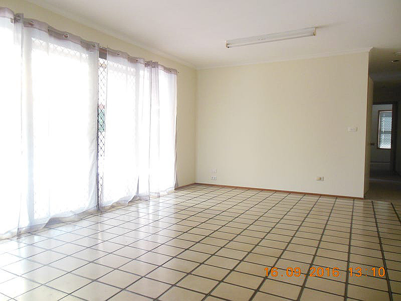 11 Sherbert Street, Sunnybank QLD photograph