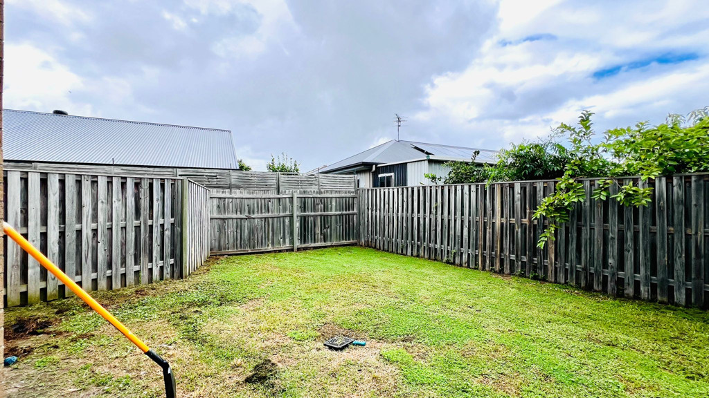 1/73 Burnett Drive, Holmview QLD photograph