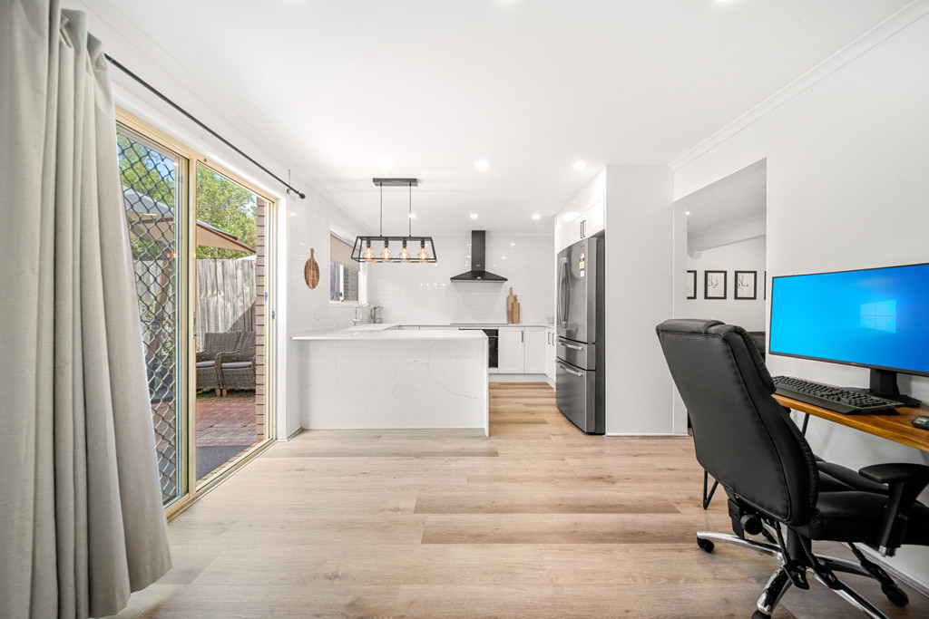 13/11 Damalis Street, Woodridge QLD photograph