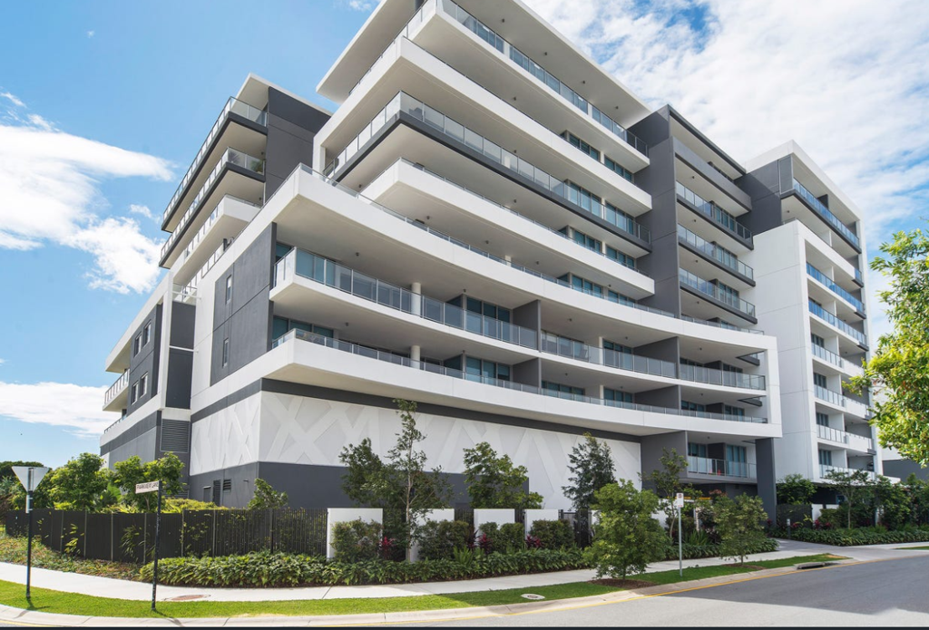 405/15 Compass Drive, Biggera Waters QLD photograph
