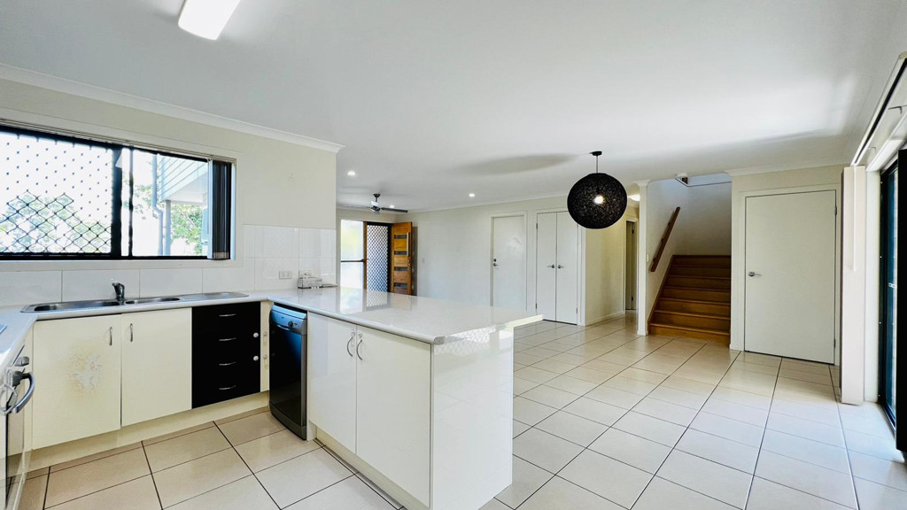 12A Commodore Street, Sunnybank Hills QLD photograph