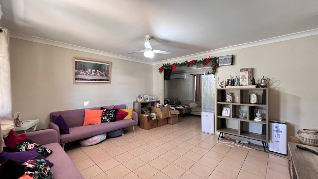 6 Meranti Street, Crestmead QLD photograph
