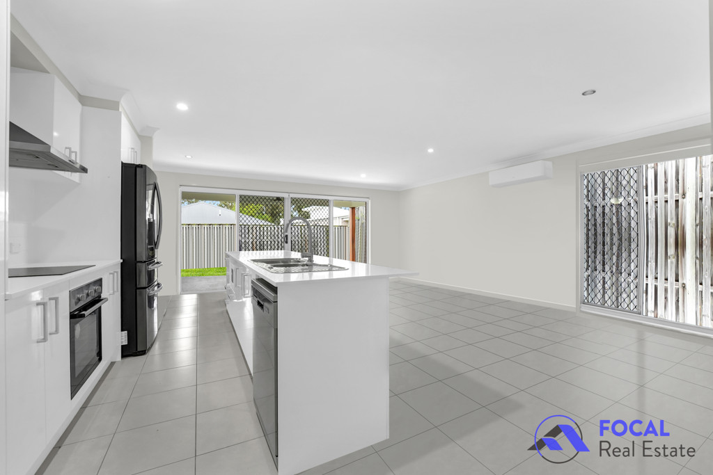 22 Folkes Close, Bellbird Park QLD photograph